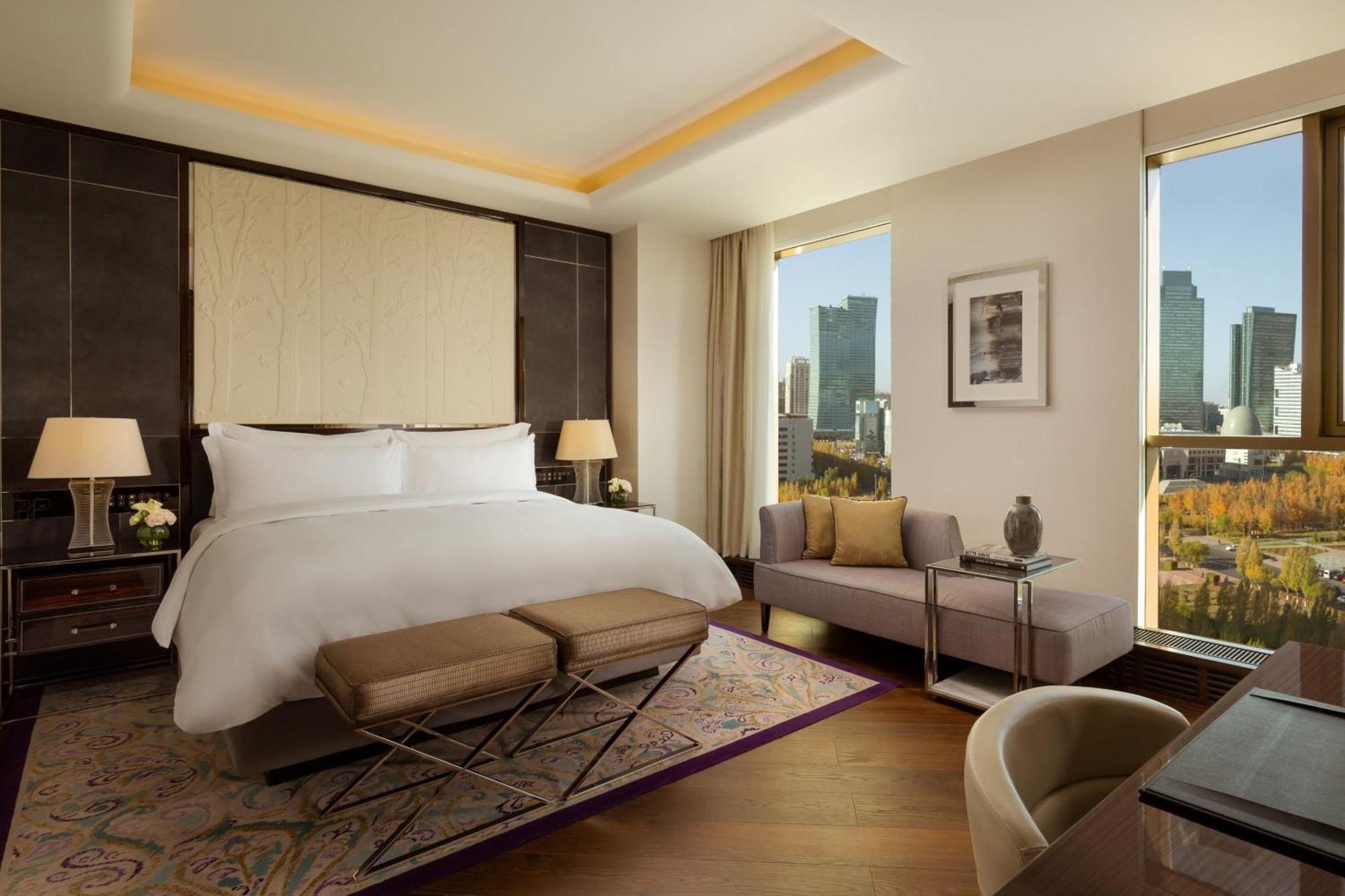 The Ritz-Carlton, Astana Hotell Exteriör bild