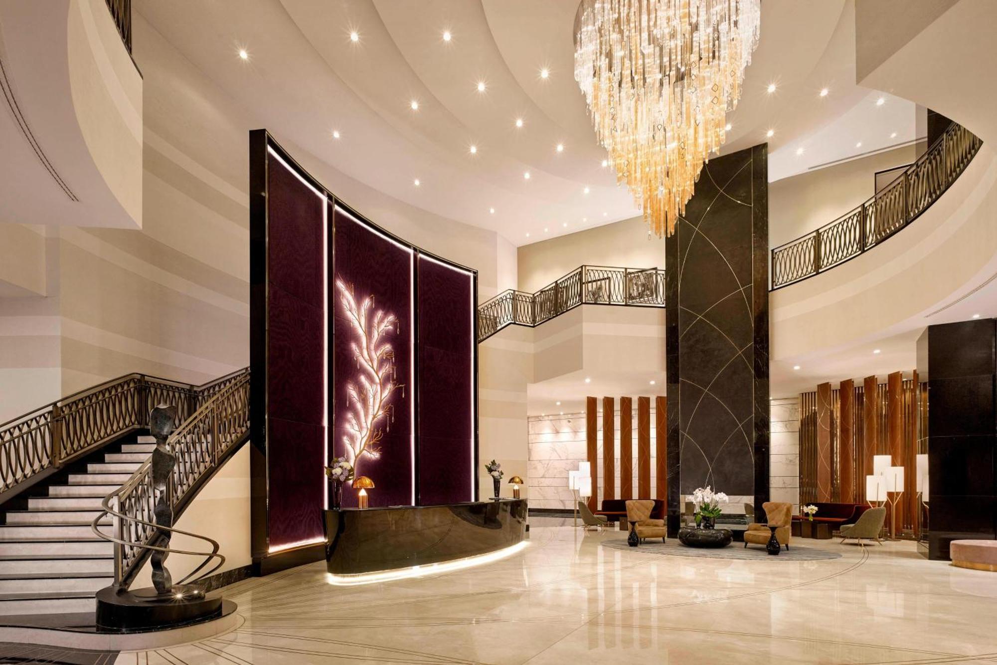 The Ritz-Carlton, Astana Hotell Exteriör bild