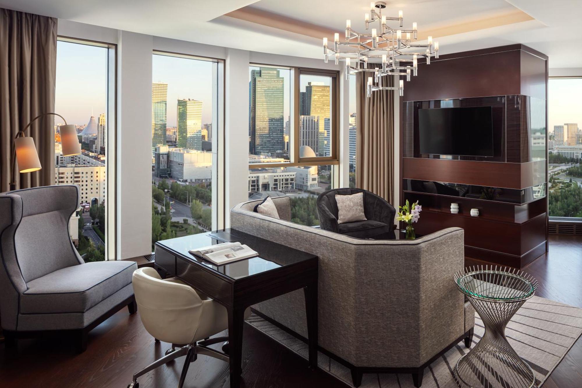 The Ritz-Carlton, Astana Hotell Exteriör bild