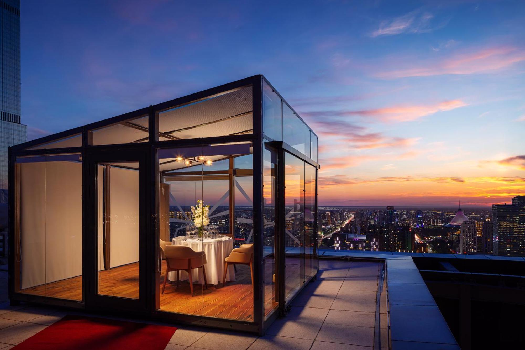 The Ritz-Carlton, Astana Hotell Exteriör bild