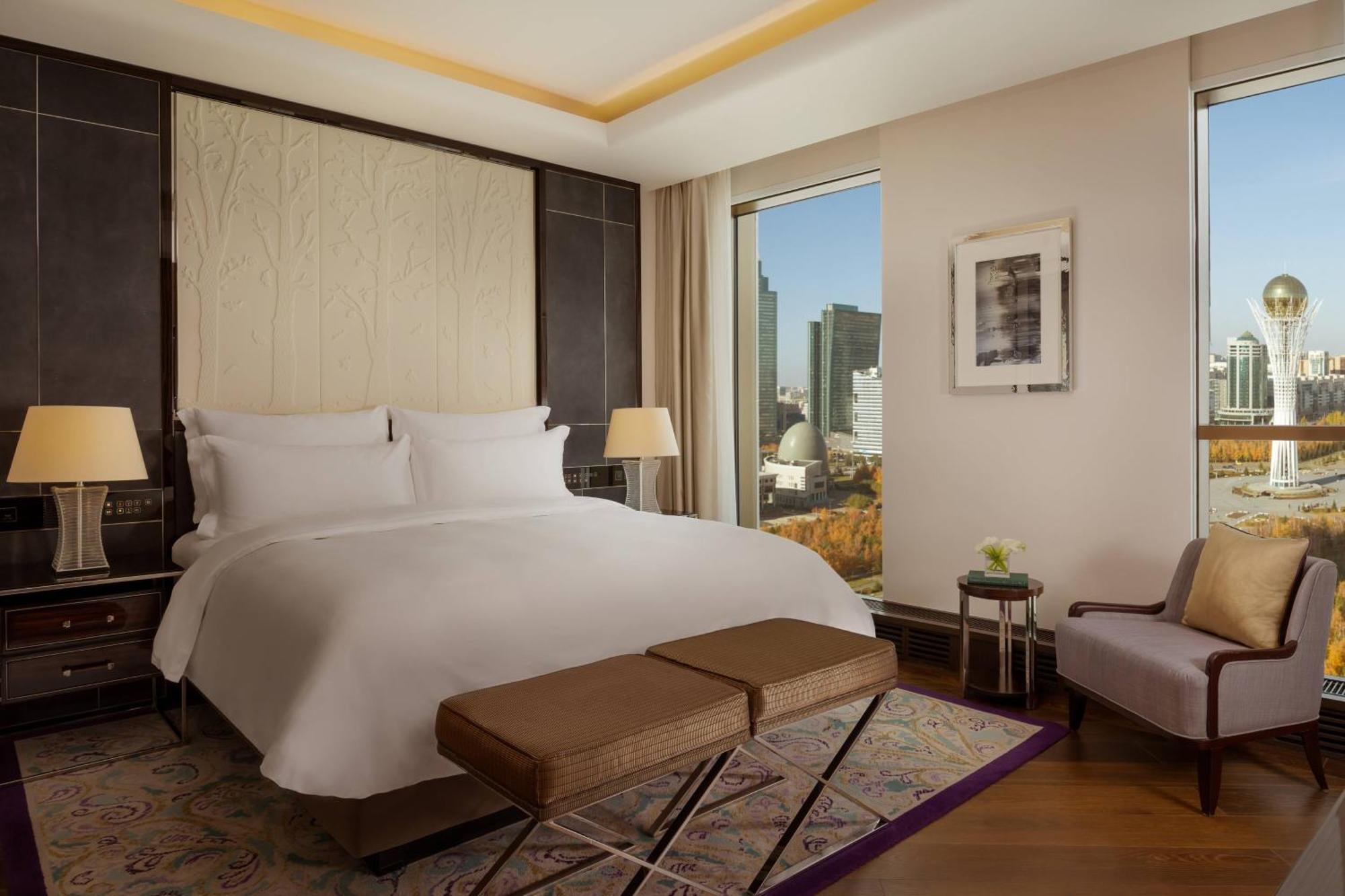 The Ritz-Carlton, Astana Hotell Exteriör bild